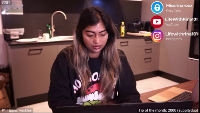 Missrinaroxx