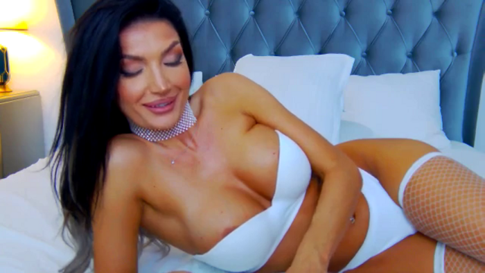 Karina_Smith