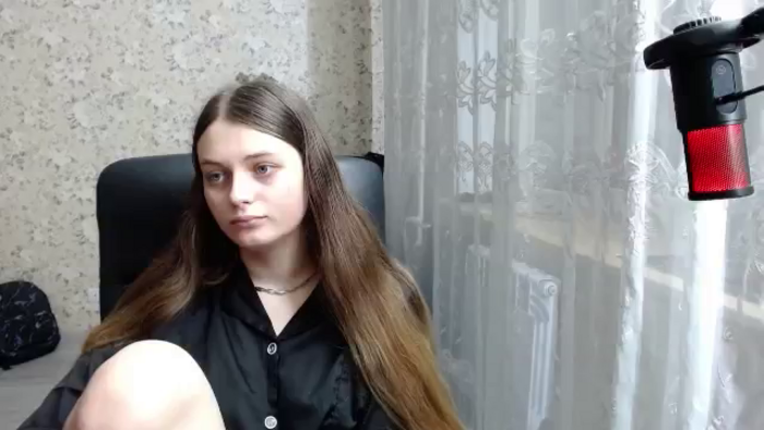 Nana_Hot