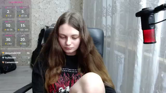 Nana_Hot