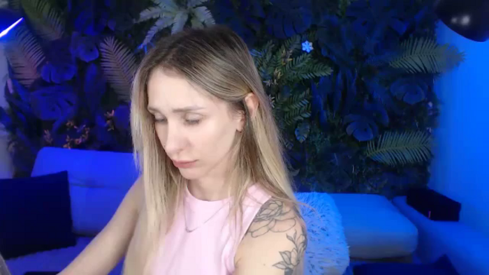 Horny_Blond