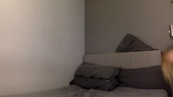 IzzyPeaches21