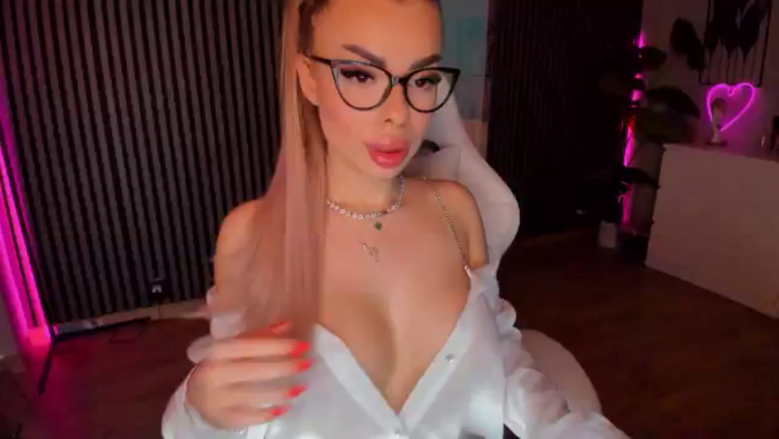 SeraVonDee