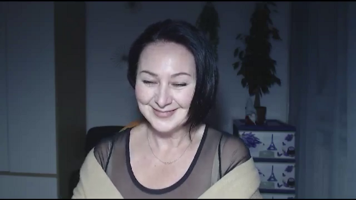 Lovely_Woman_