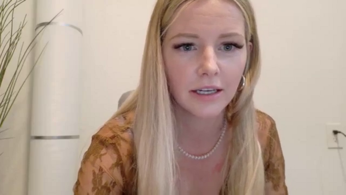 SensualSarah1