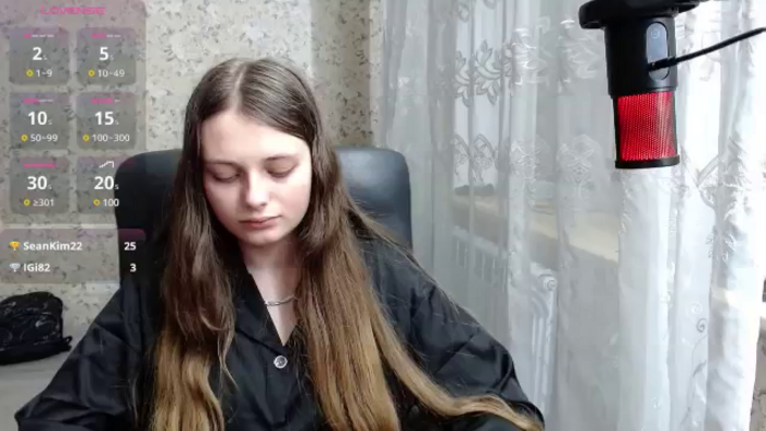 Nana_Hot