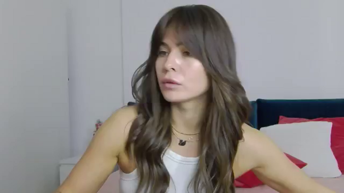 NaiaaBee