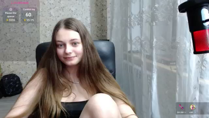 Nana_Hot