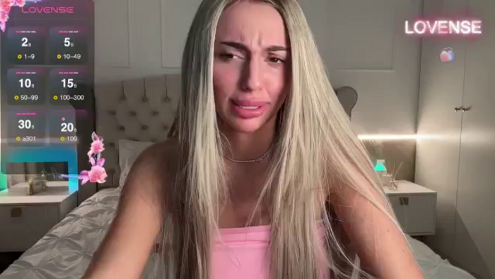 Serena_Devine