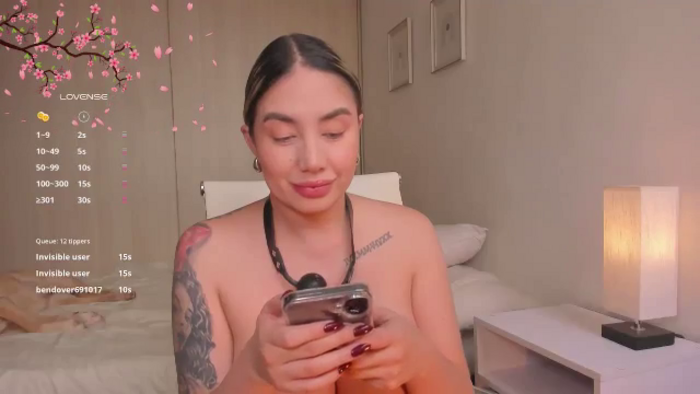 holy_blonde