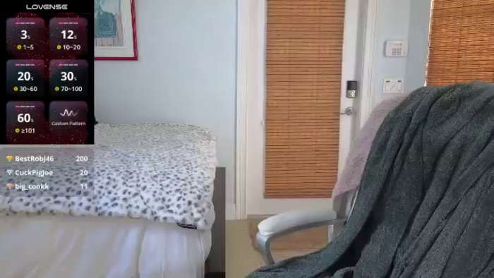 NikiNextDoorr