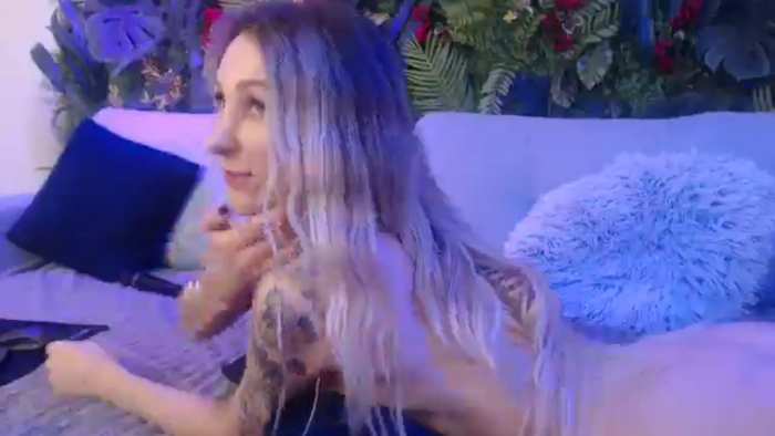 Horny_Blond