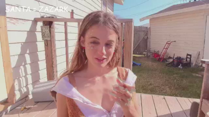 NaomiDee