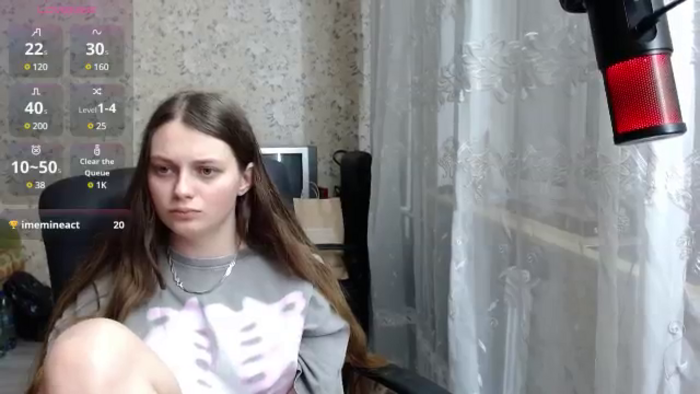 Nana_Hot