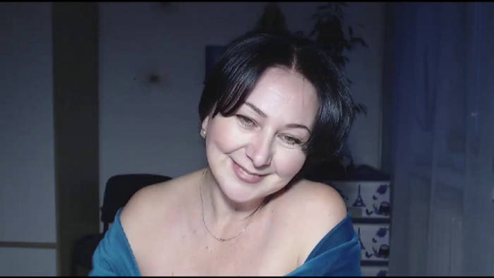 Lovely_Woman_