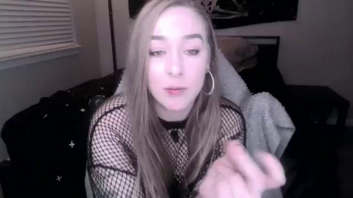 ItsRavenRoses