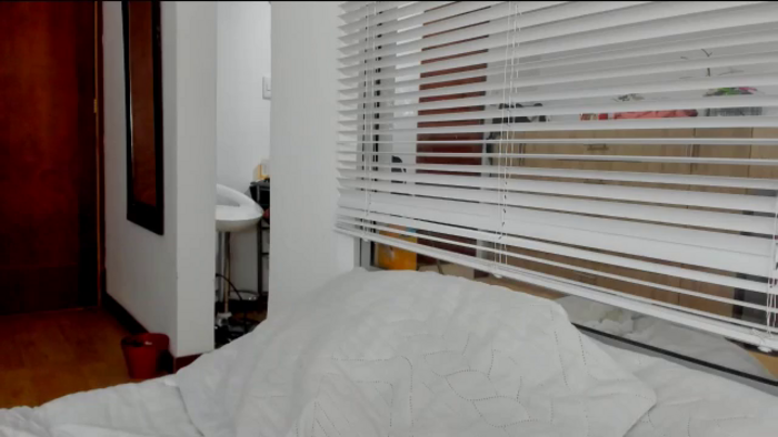 Tease_Ta