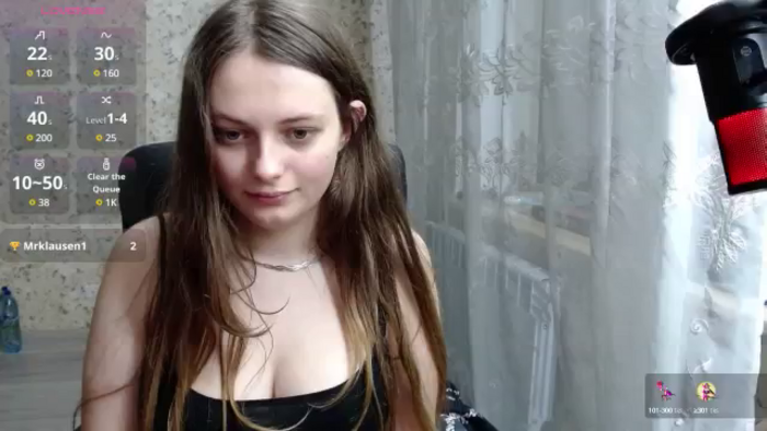 Nana_Hot