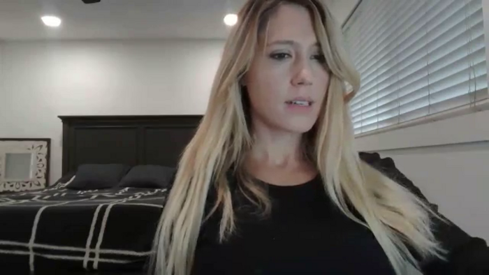 blond_milf