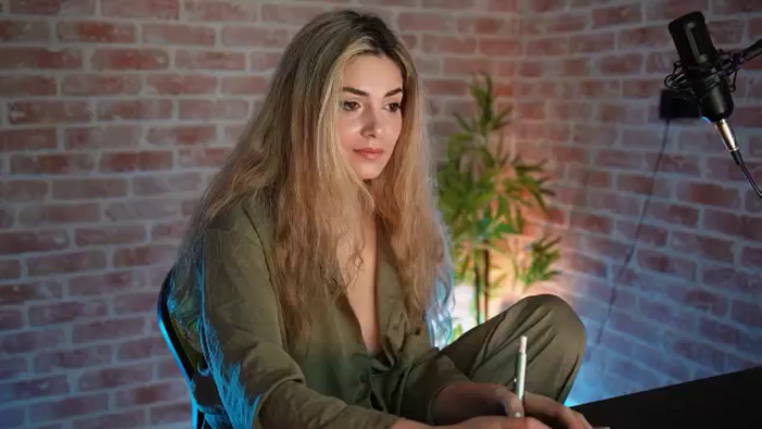 Allie_Synn