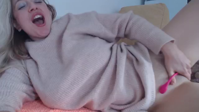 Miss_Born