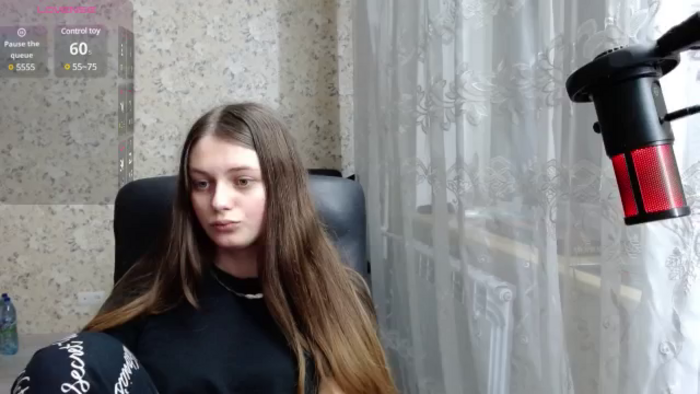 Nana_Hot