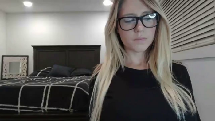 blond_milf