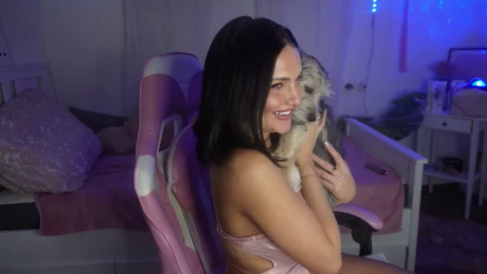 AshleyJohnes