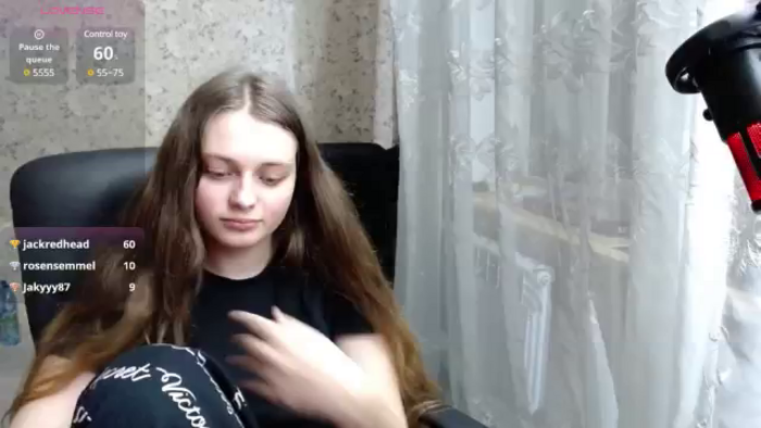 Nana_Hot