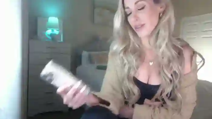 2025/01/08/mfc-queen_bambii-07-56-15