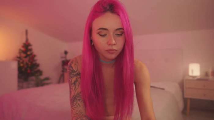 Sarah_Pink