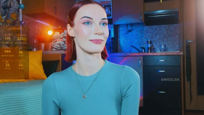 Giantess_Eva