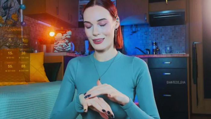 Giantess_Eva