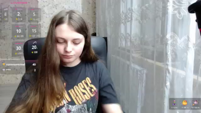 Nana_Hot