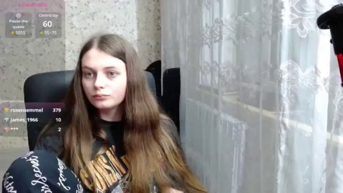 Nana_Hot