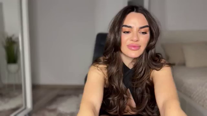 BustyMiaaa