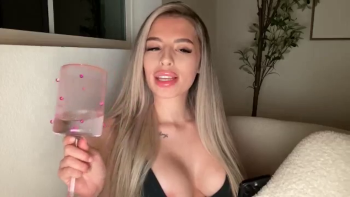 aryaaxo