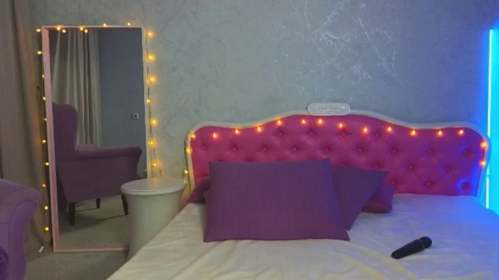ArianaPetite