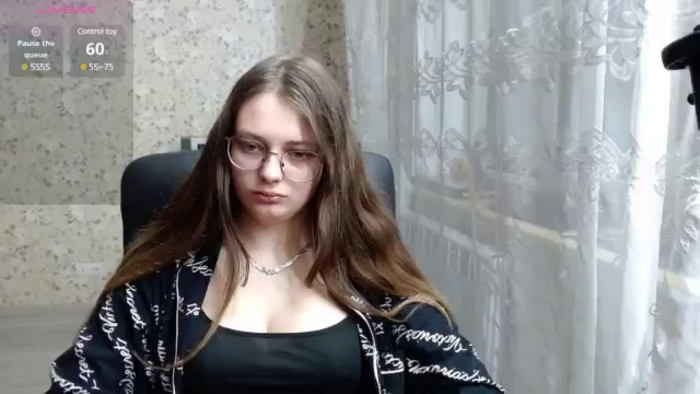 Nana_Hot