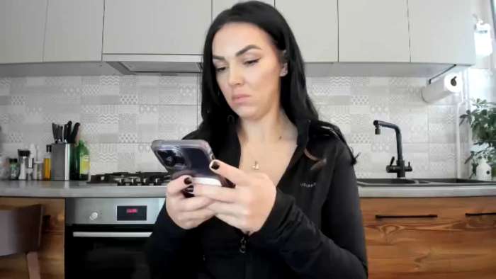 MissNelly_