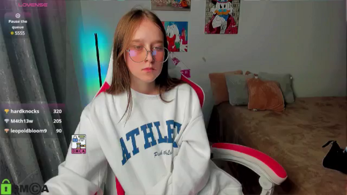 WowEmma_
