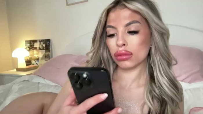 aryaaxo