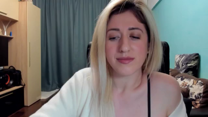 SweetDelia_
