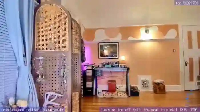 2025/01/23/mfc-beeautynsfw-06-44-53