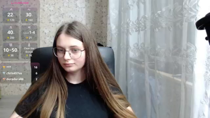 Nana_Hot
