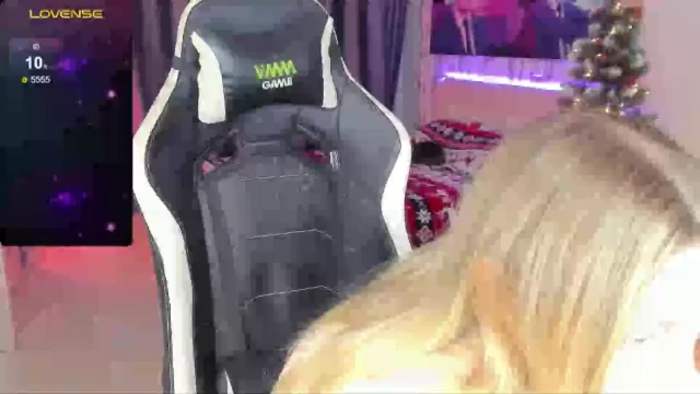 AnnyPurr
