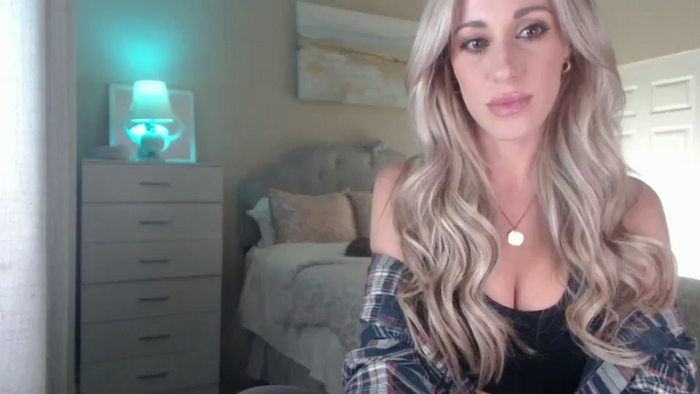 Queen_bambii