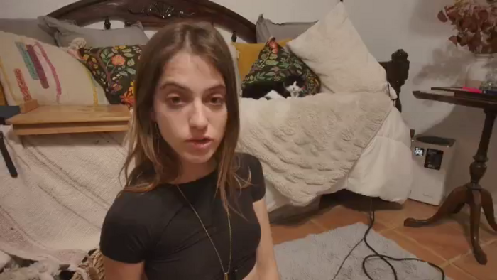 NaomiDee