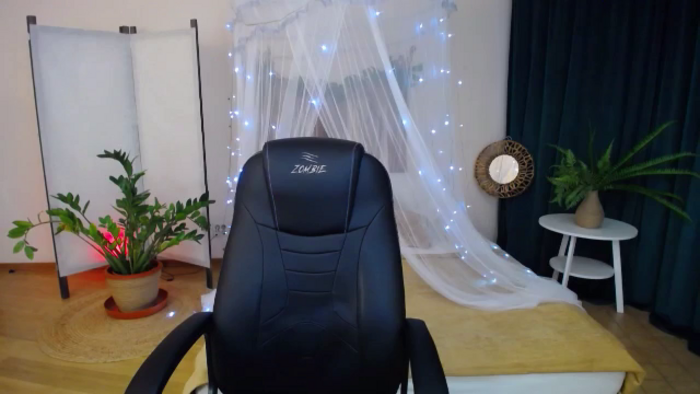 AdmireMyEyes