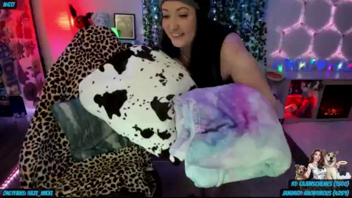 Nikki_Haze